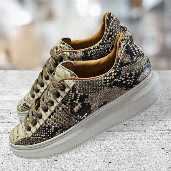 STEVEN by STEVE MADDEN Women's Snakeskin Print Sneakers size U.S. 8.5 euro 39 - Picture 5 of 15